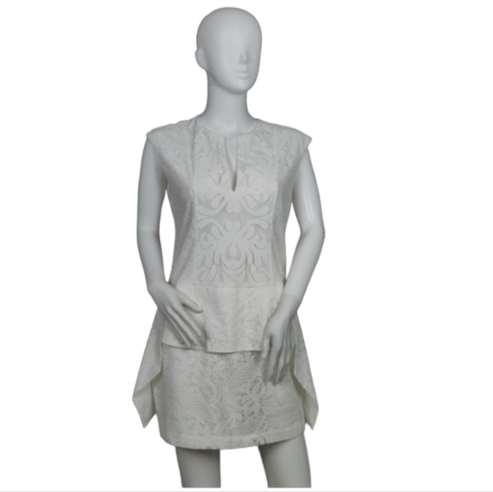 BCBG MAXAZRIA White Dress Size 4